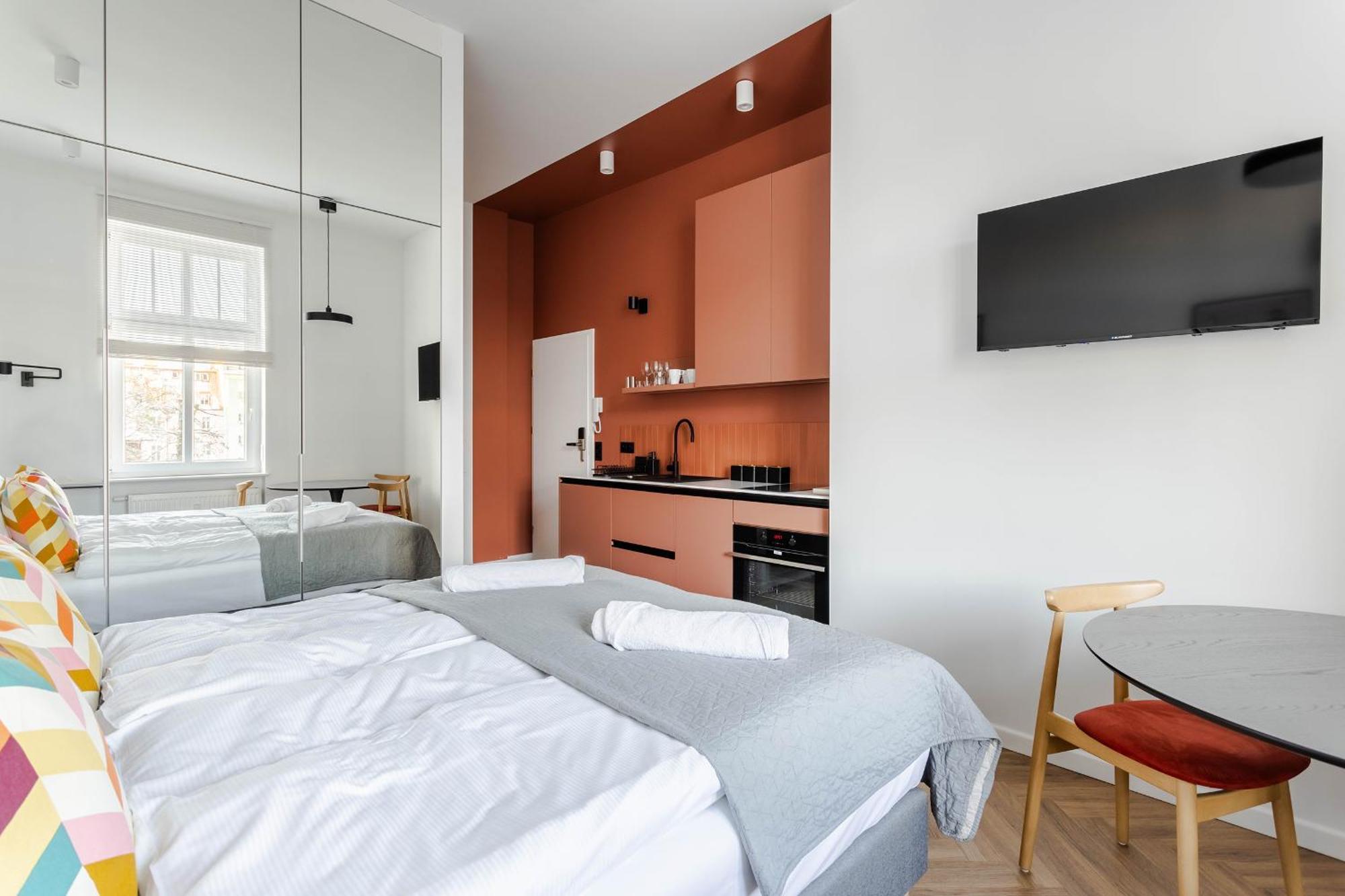 Nowoczesne I Stylowe Studia Very Berry W Poznaniu By Noclegi Renters Exterior photo