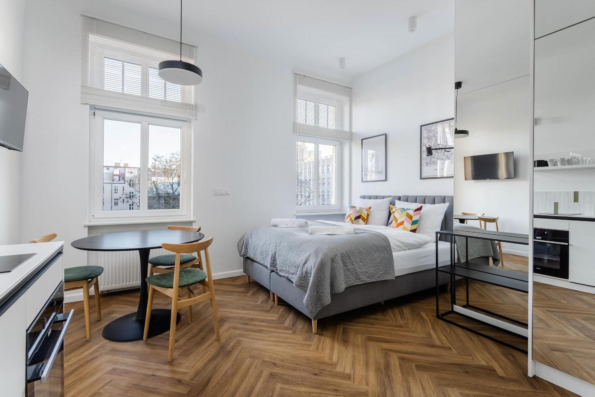 Nowoczesne I Stylowe Studia Very Berry W Poznaniu By Noclegi Renters Exterior photo